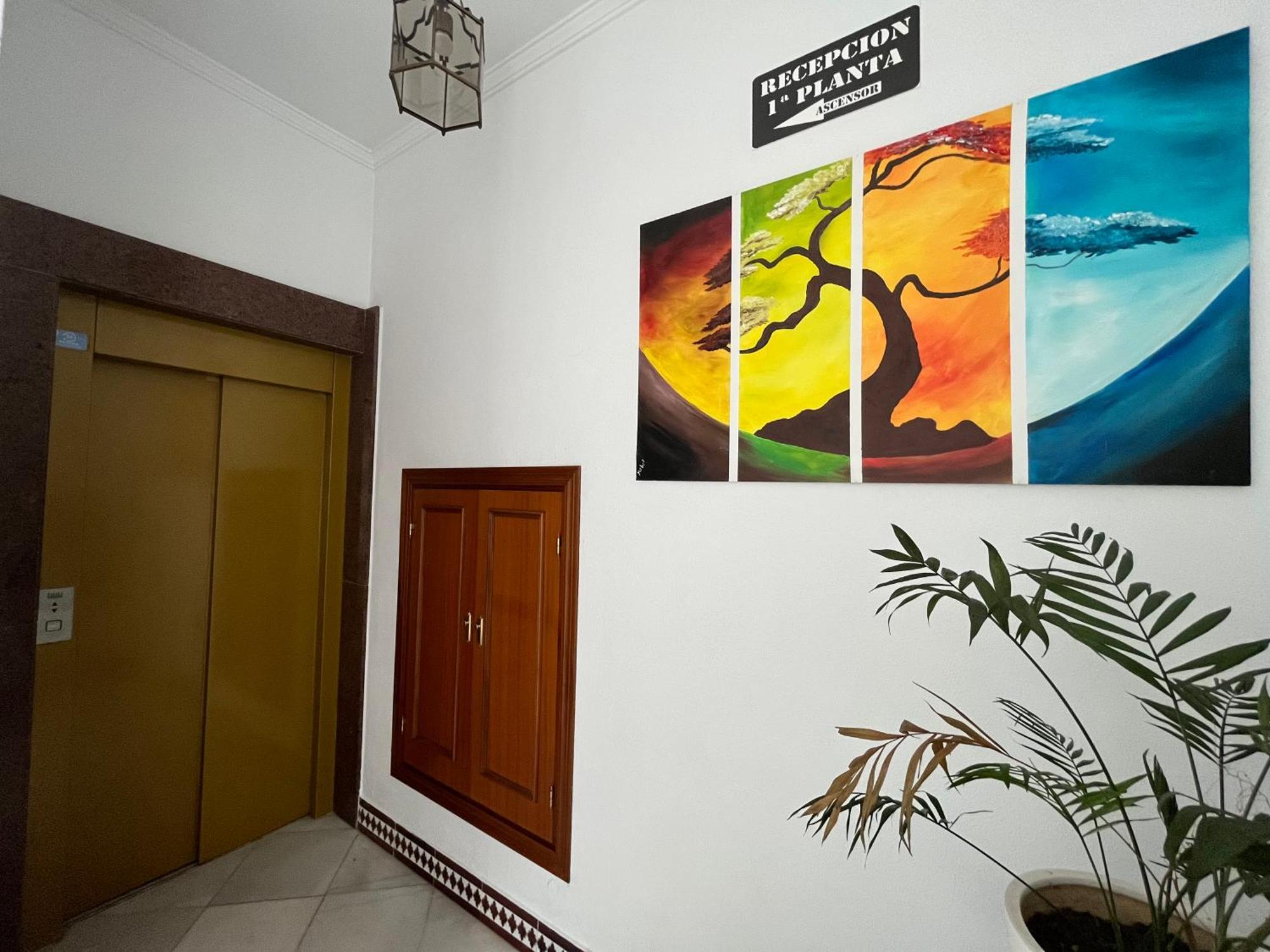 Hostel Conil Conil De La Frontera Exteriör bild
