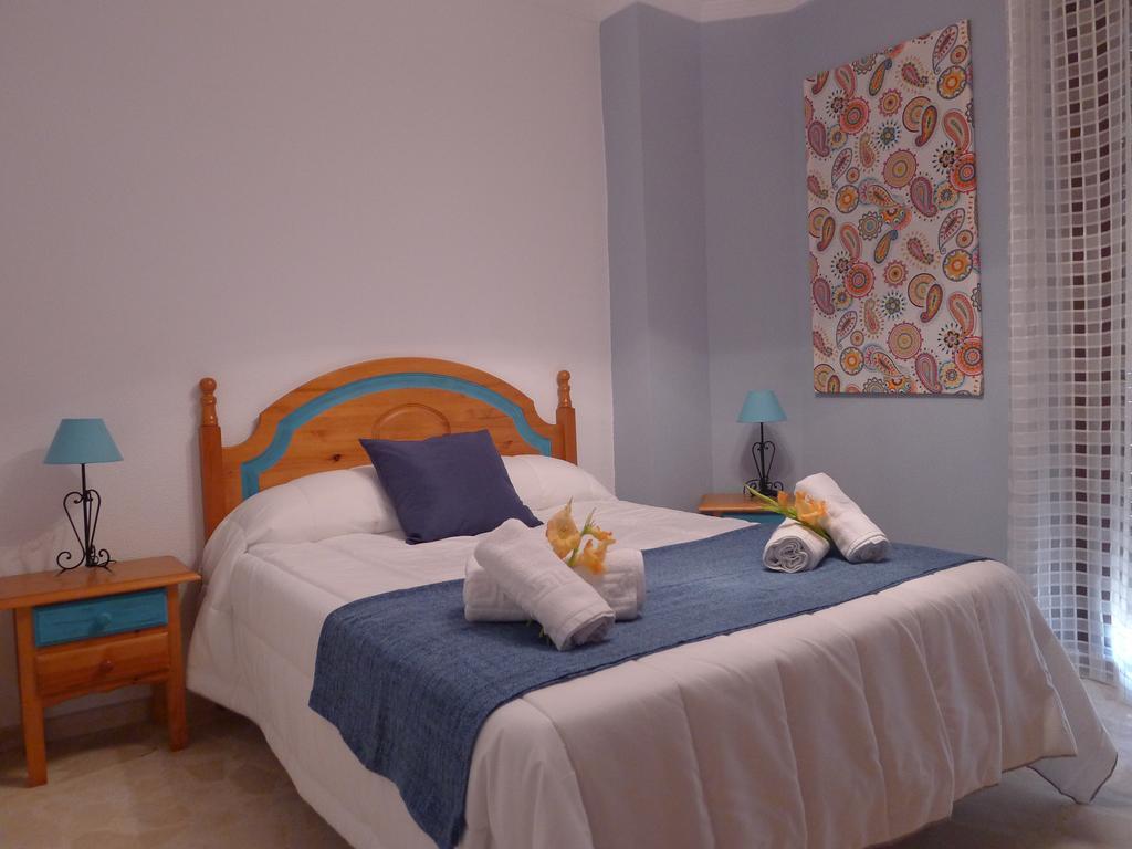 Hostel Conil Conil De La Frontera Exteriör bild